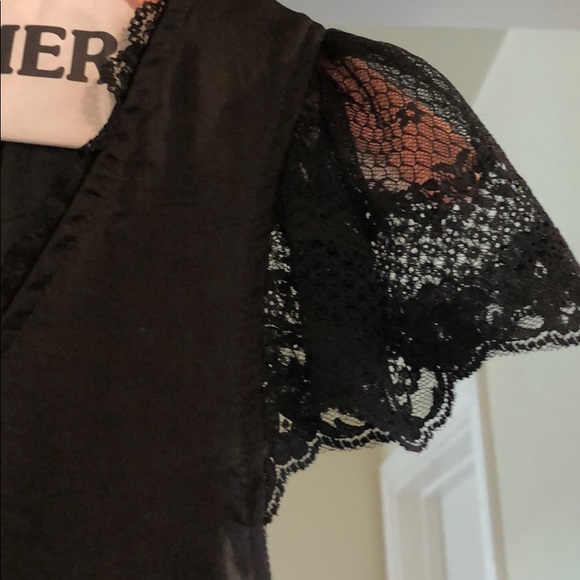 Lace top - Picture 3 of 7